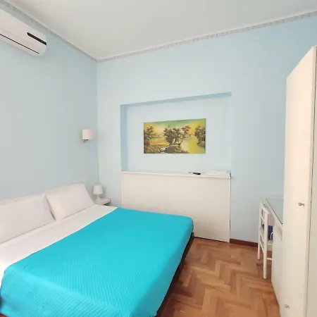 فندق مبيت وإفطار Tibur Station Holiday